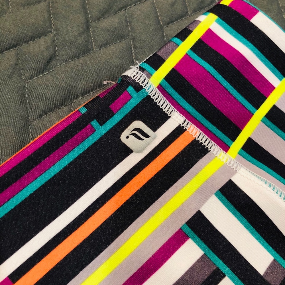 Fabletics Multi Color capris - Picture 2 of 4